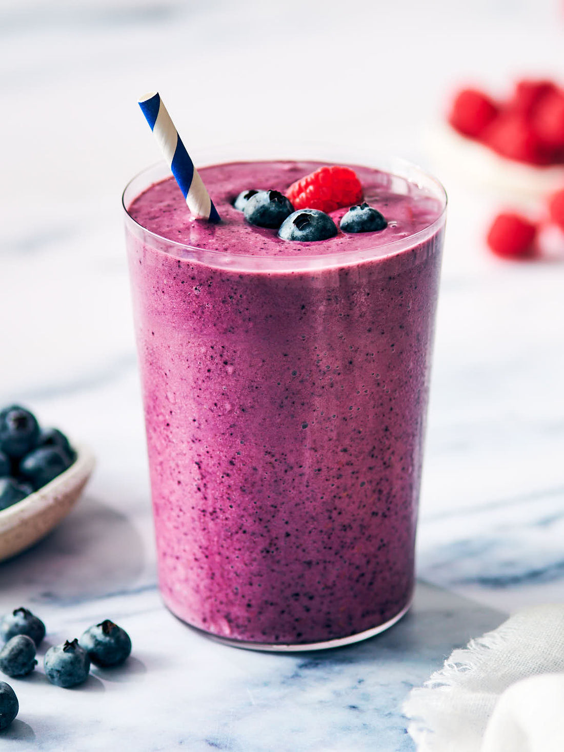 Berry Breakfast Skyr Smoothie (High Protein & Creamy)